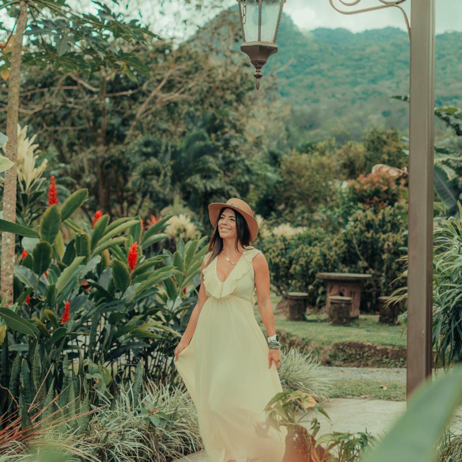 Yellow Tree Suites La Fortuna Exterior photo