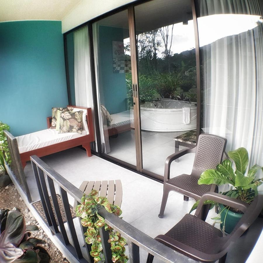 Yellow Tree Suites La Fortuna Exterior photo